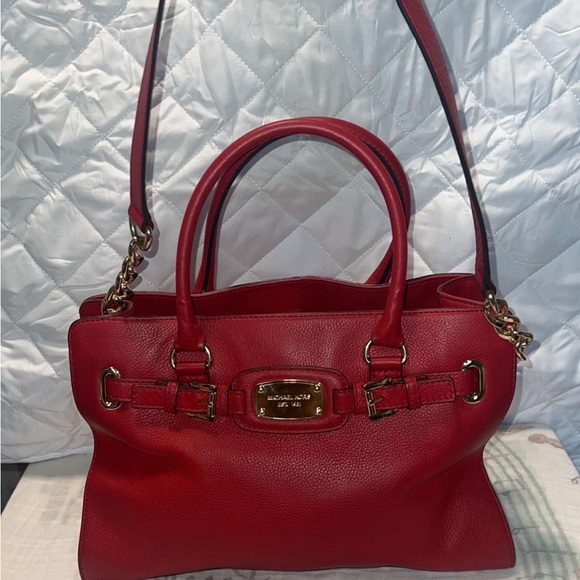 Red leather Michael Kors purse with crossbody strap - Picture 2 of 6